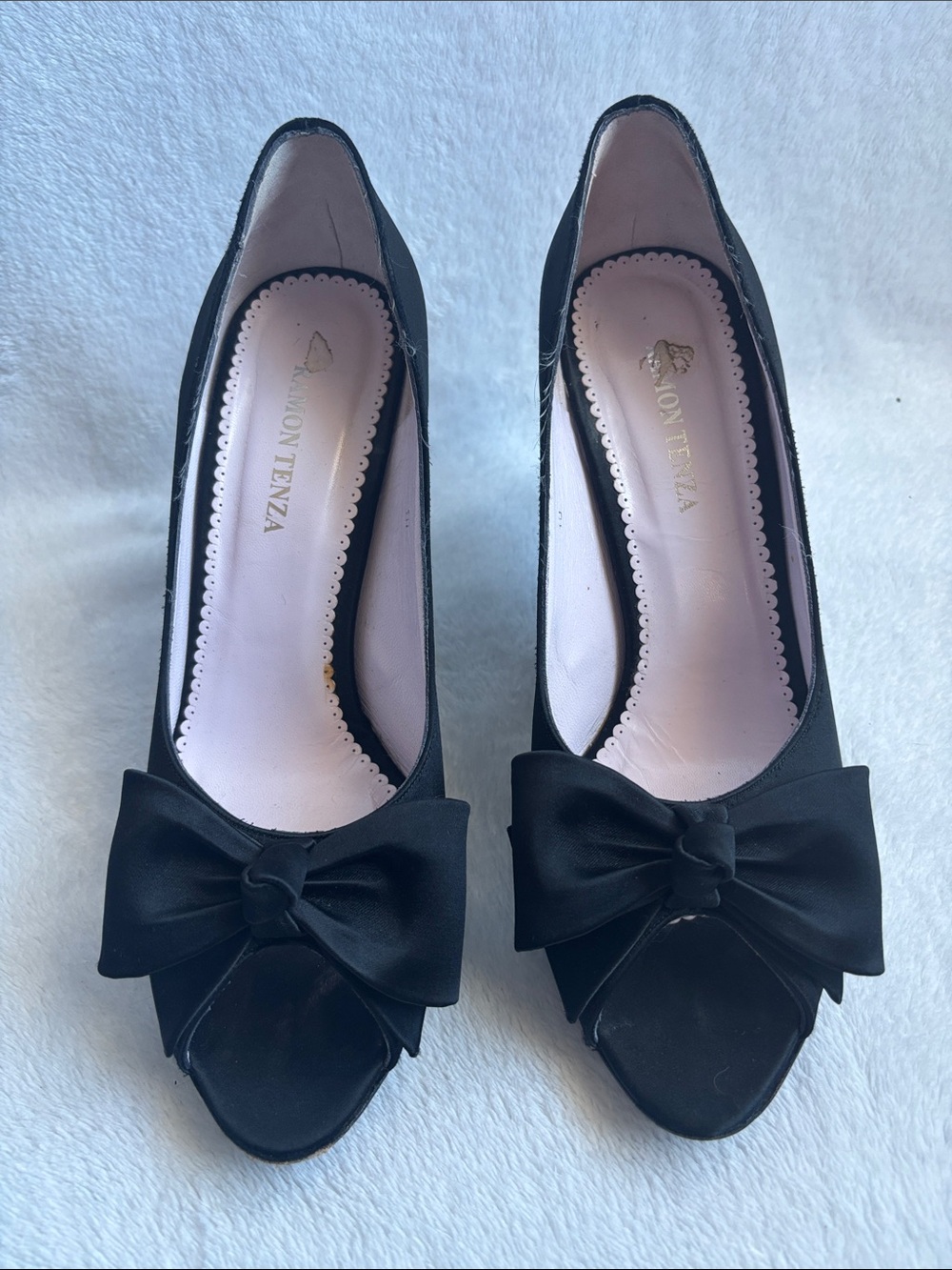 Ramon Tenza vintage Satin Peep-Toe Pumps with bow